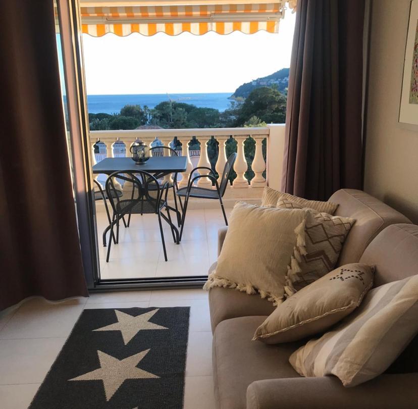 Beautiful View In Villefranche Sur Mer Apartment Luaran gambar